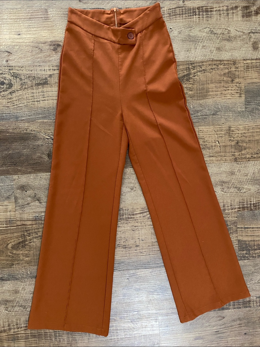 SHEIN Wide-Leg High-Waist Pants in Rust Orange